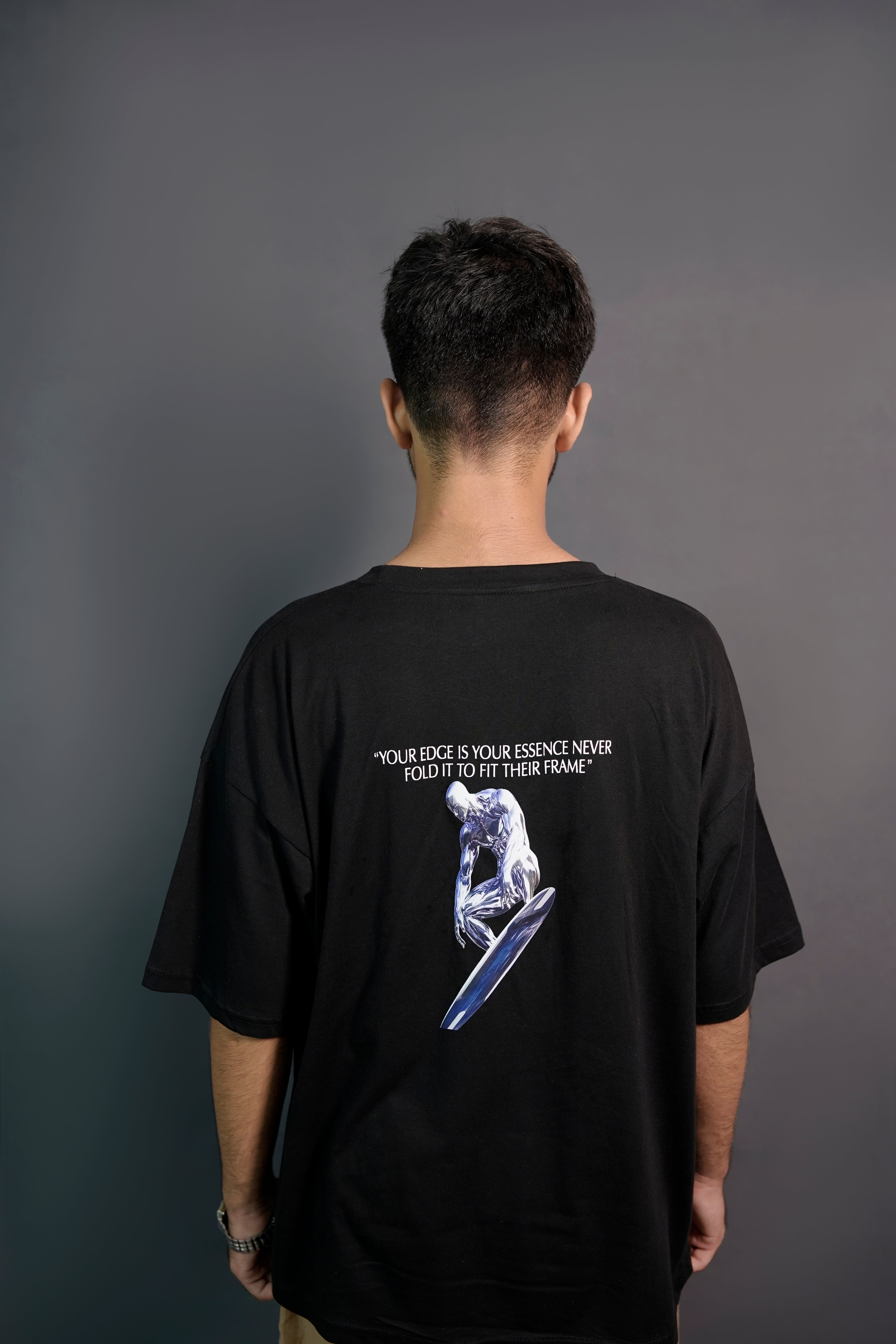 UNISEX OVERSIZED BLACK TEE